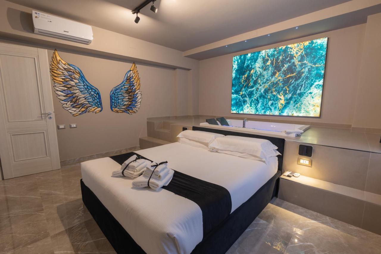King Room Spa Bath