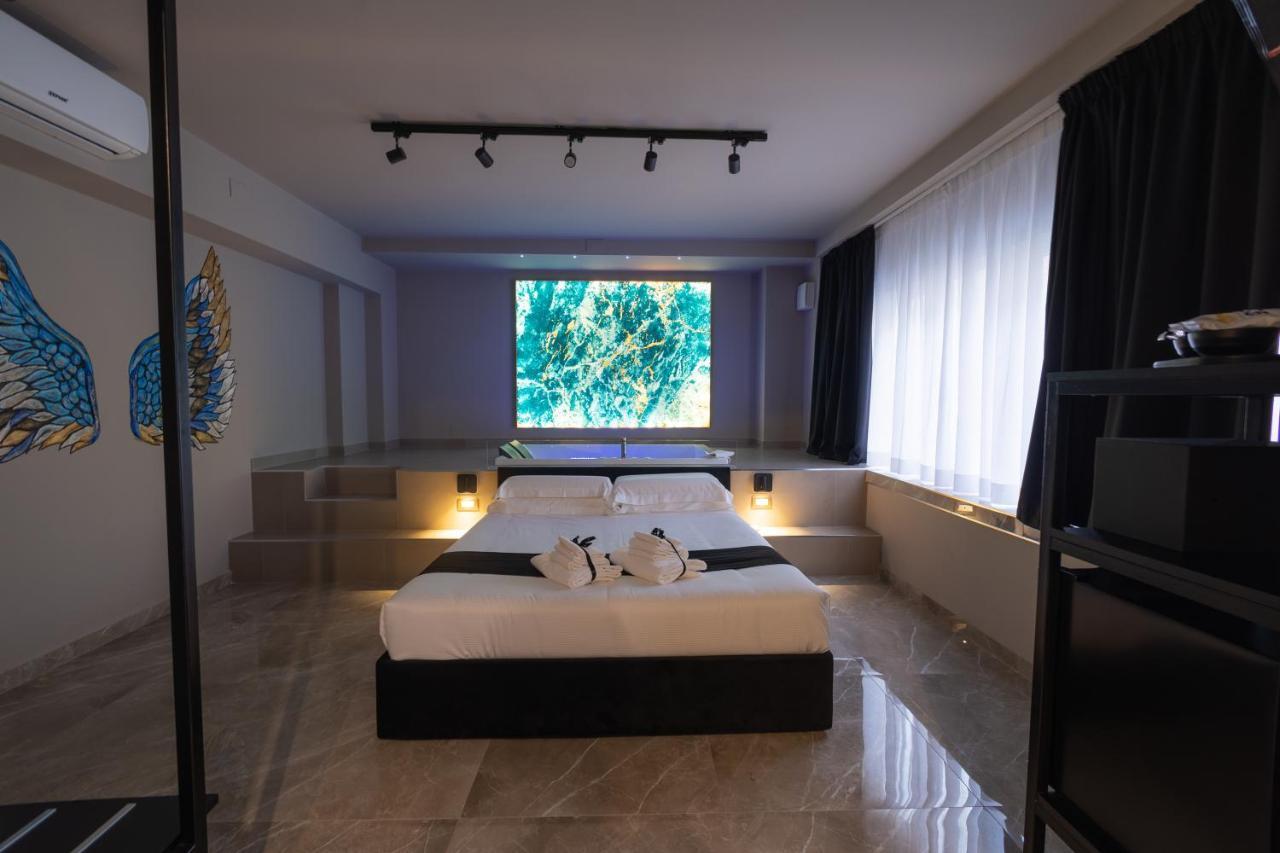 King Room Spa Bath